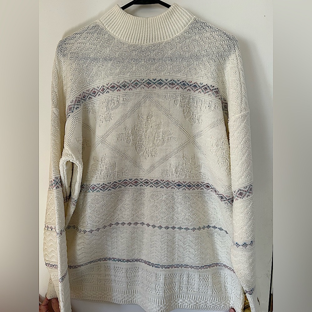 Vintage Basic Editions Sweater